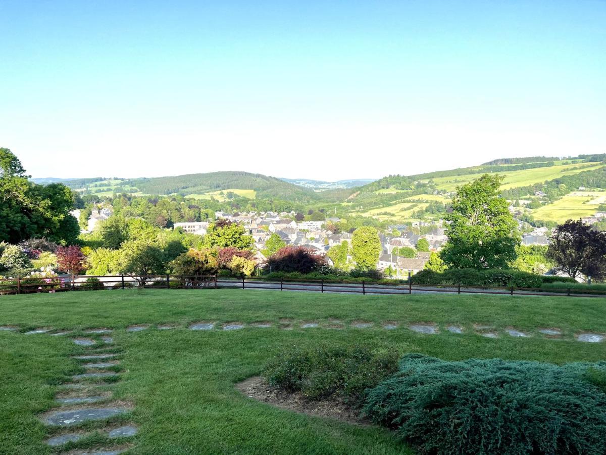 La Borzeux Acomodação com café da manhã Stavelot Exterior foto